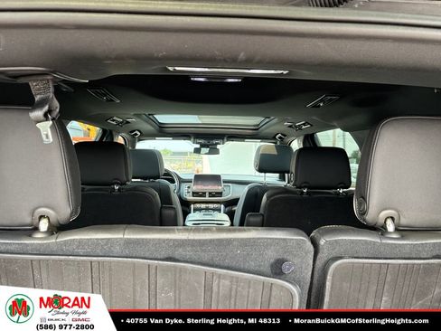 Certified 2023 GMC Yukon SLT w/ SLT Premium Package AWD/4WD image 6
