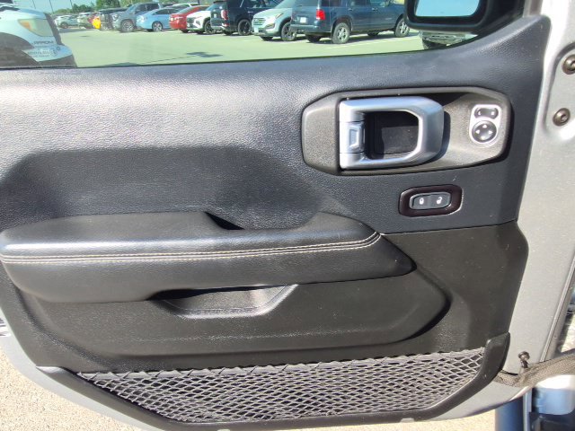 Used 2018 Jeep Wrangler Rubicon AWD/4WD image 11