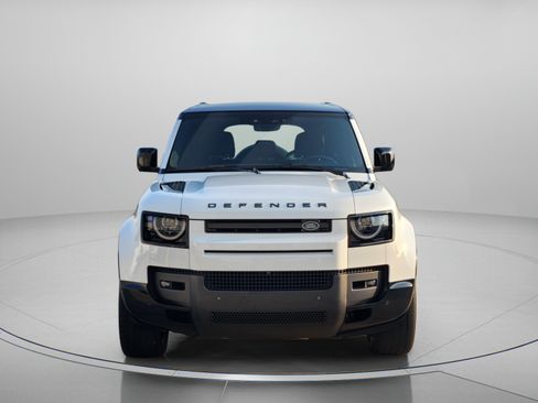 Certified 2026 Land Rover Defender 110 X-Dynamic SE AWD/4WD image 6