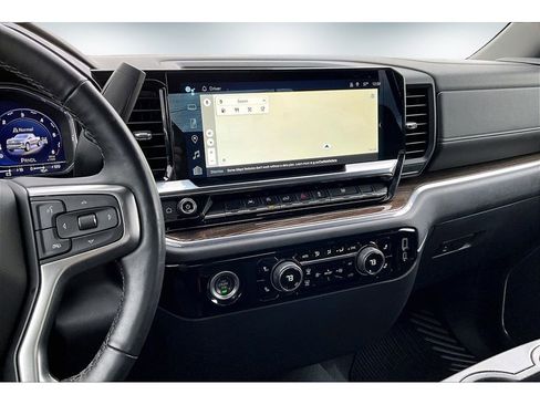 Used 2024 Chevrolet Silverado 1500 LT image 10