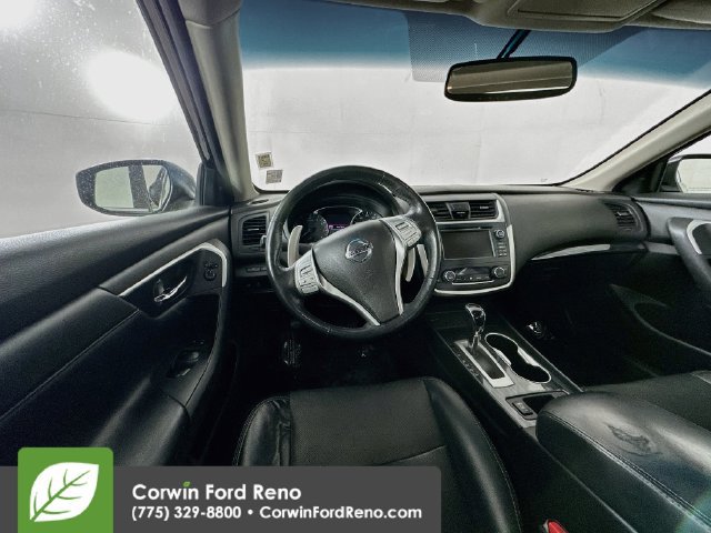 Used 2016 Nissan Altima 3.5 SL FWD image 27