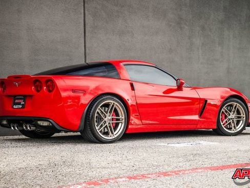Used 2007 Chevrolet Corvette Z06 w/ Preferred Equipment Group RWD image 3