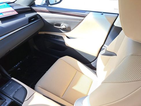 Used 2021 Lexus ES 350 w/ Premium Package image 12