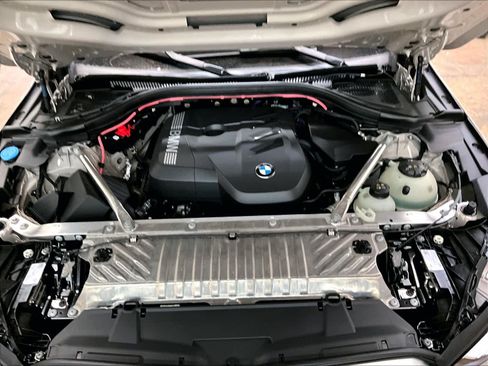Used 2026 BMW X3 xDrive30i w/ Premium Package AWD/4WD image 13