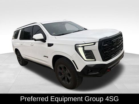Used 2025 GMC Yukon XL AT4 Ultimate AWD/4WD image 2