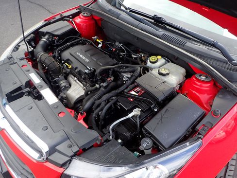 Used 2015 Chevrolet Cruze LT image 19