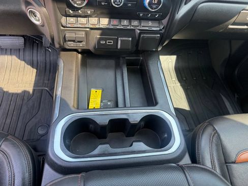 Used 2019 GMC Sierra 1500 AT4 w/ AT4 Premium Package AWD/4WD image 39