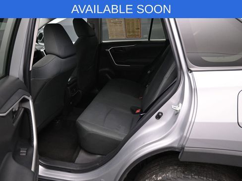 Used 2022 Toyota RAV4 LE image 26