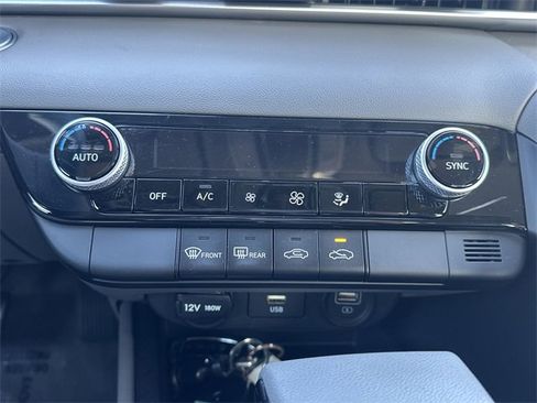 Certified 2023 Hyundai Elantra SEL image 10