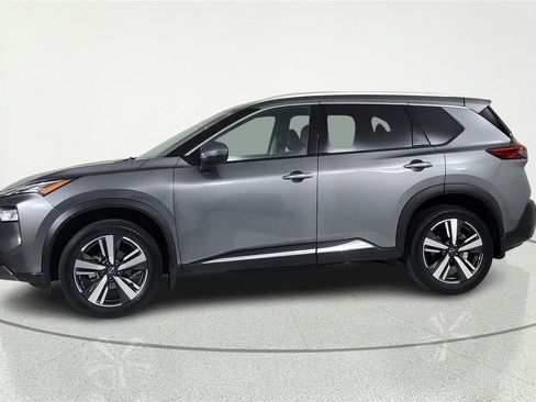 Certified 2023 Nissan Rogue SL FWD image 3