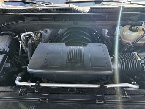 Used 2023 GMC Yukon AT4 w/ AT4 Premium Package AWD/4WD image 24