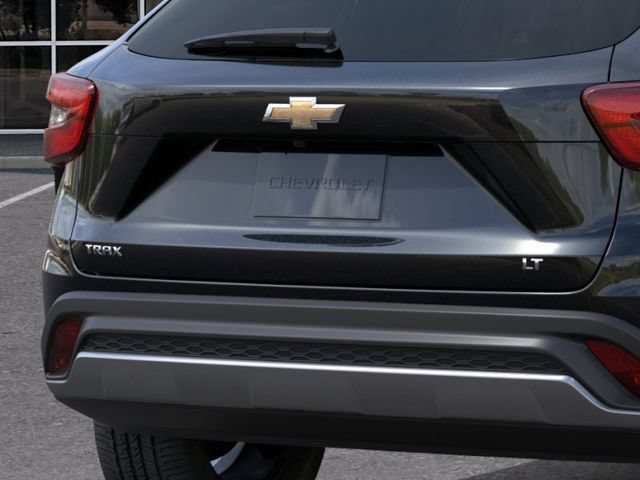 New 2026 Chevrolet Trax LT w/ LT Convenience Package FWD image 14