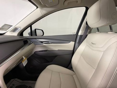 New 2025 Cadillac XT5 Premium Luxury w/ Technology Package image 23