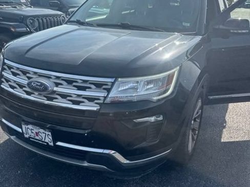 Used 2019 Ford Explorer Limited w/ Class III Trailer Tow Package FWD image 12