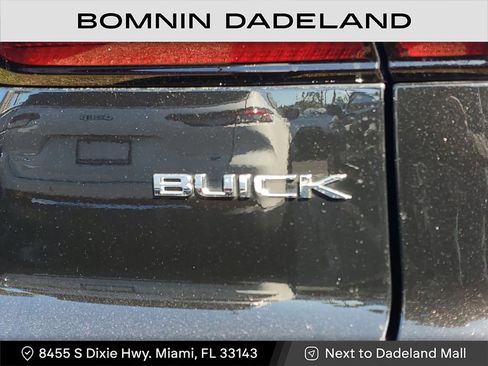 Used 2025 Buick Enclave Sport Touring w/ Power Package image 8