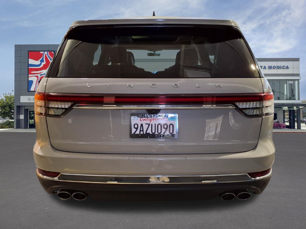 Used 2022 Lincoln Aviator Reserve w/ Equipment Group 201A RWD image 23