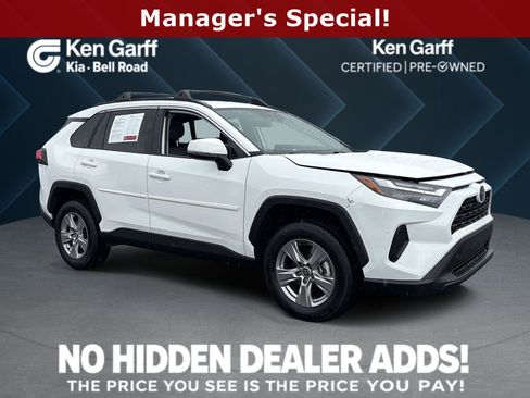 Used 2022 Toyota RAV4 XLE w/ XLE Grade Weather Package FWD image 1