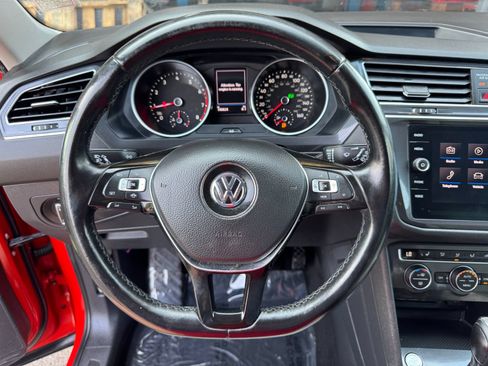 Used 2019 Volkswagen Tiguan SE FWD image 29