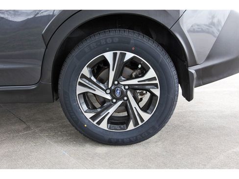 Certified 2024 Subaru Crosstrek 2.0i Premium image 31