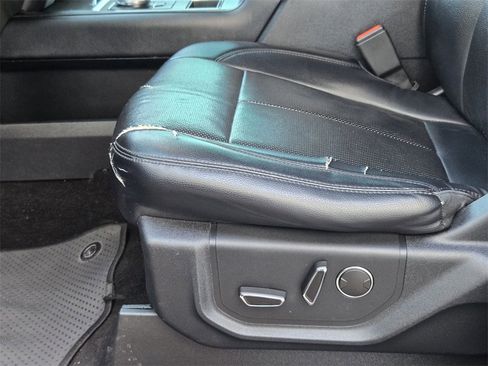 Used 2019 Ford Expedition XLT w/ Equipment Group 202A image 21