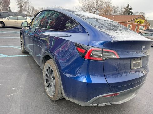Used 2023 Tesla Model Y Long Range image 7