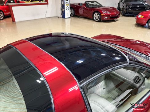 Used 2003 Chevrolet Corvette 50th Anniversary Edition w/ Preferred Equipment Group RWD image 51