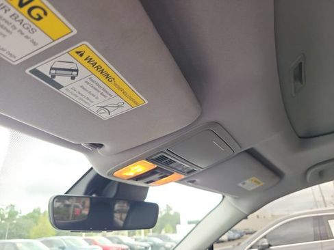 Used 2019 Honda Pilot Touring image 27