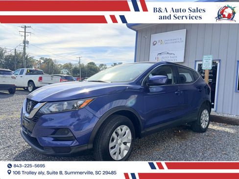 Used 2020 Nissan Rogue Sport S image 1