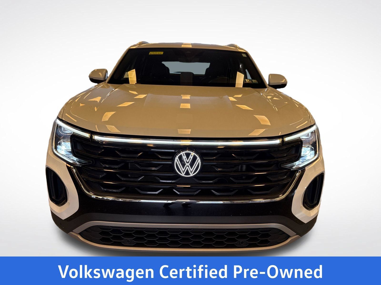 Certified 2024 Volkswagen Atlas Cross Sport SE AWD/4WD image 9