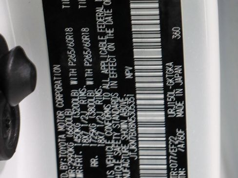 Used 2022 Lexus GX 460 image 35