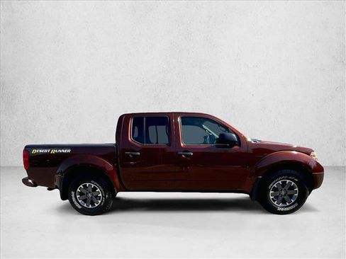 Used 2017 Nissan Frontier Desert Runner image 5
