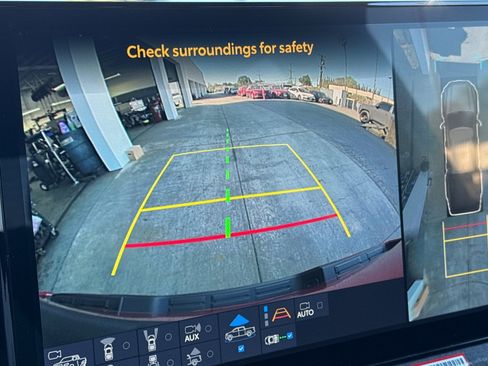 Certified 2025 Toyota Tacoma Limited image 26