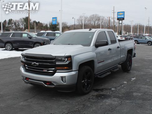 Used 2019 Chevrolet Silverado 1500 LT w/ All Star Edition image 8