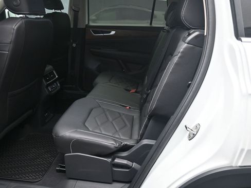 New 2026 Volkswagen Atlas SE FWD image 20