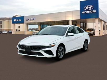 New 2025 Hyundai Elantra SEL