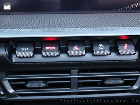 Used 2022 Porsche 911 Carrera image 39