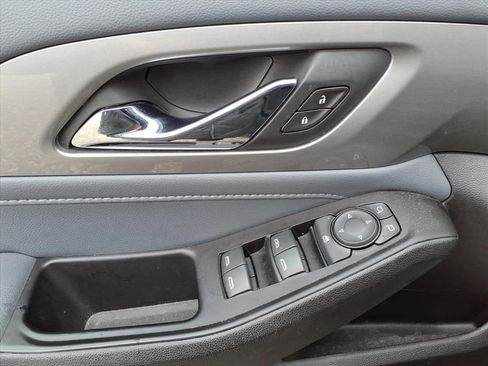 Used 2019 Chevrolet Traverse LT w/ LPO, Floor Liner Package image 13