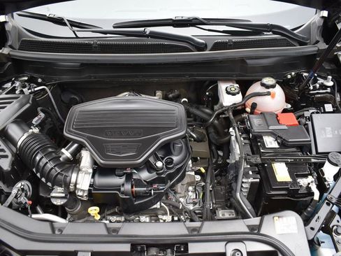 Certified 2025 Cadillac XT5 Premium Luxury image 8