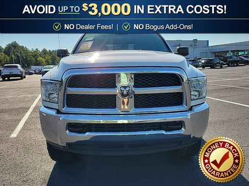Used 2014 RAM 2500 SLT AWD/4WD image 2