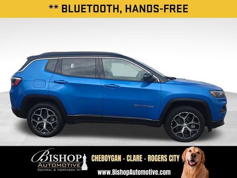 Used 2024 Jeep Compass Limited AWD/4WD image 11