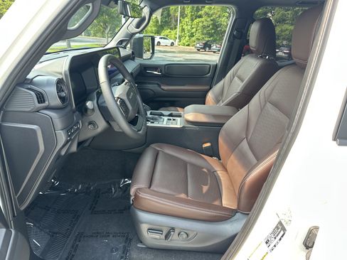 Used 2025 Toyota Land Cruiser w/ Premium Package AWD/4WD image 16
