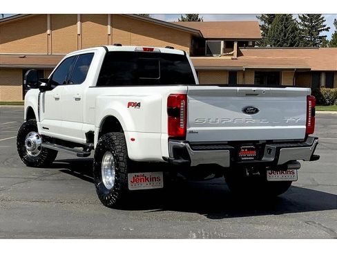 Used 2024 Ford F350 Lariat image 4