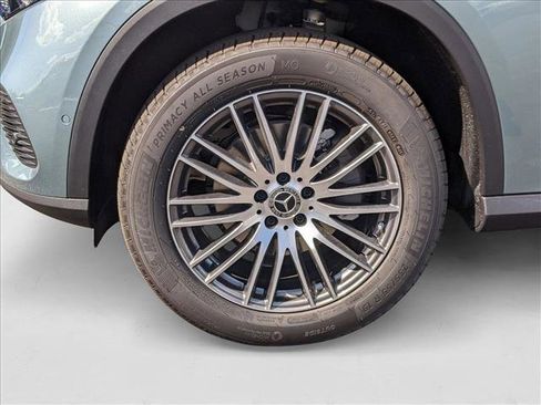 Used 2026 Mercedes-Benz GLC 300 4MATIC image 9
