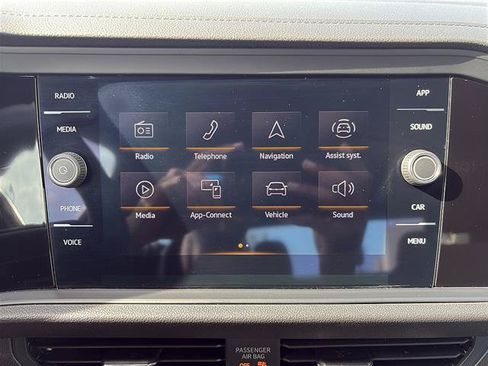 Used 2024 Volkswagen Jetta GLI 40th Anniversary Edition FWD image 28
