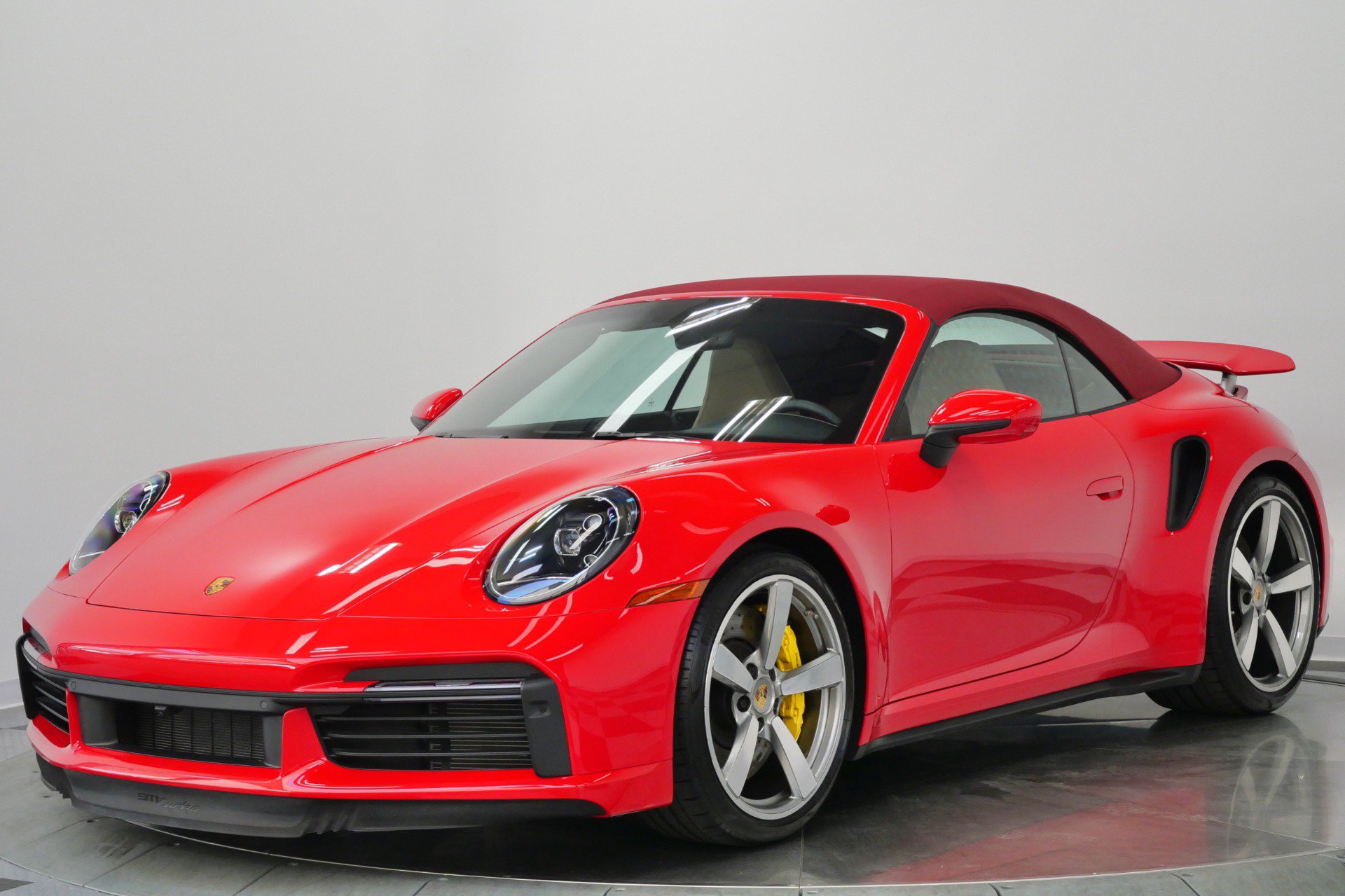 Used 2023 Porsche 911 Cabriolet AWD/4WD image 5