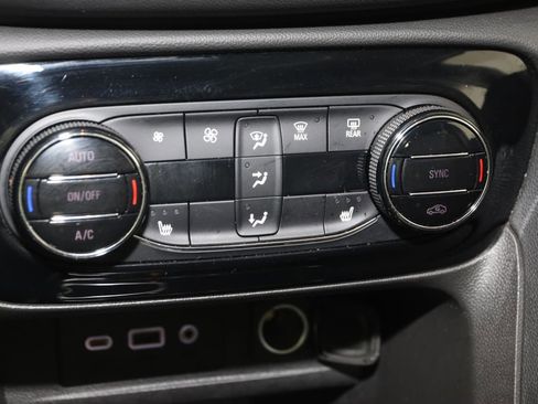 Used 2023 Buick Encore GX Select w/ Safety Package II FWD image 28