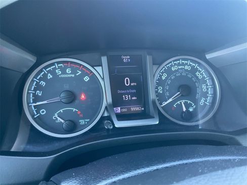 Used 2019 Toyota Tacoma SR5 image 19