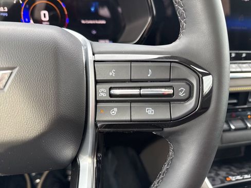 Used 2023 Chevrolet Colorado ZR2 w/ ZR2 Convenience Package III image 22