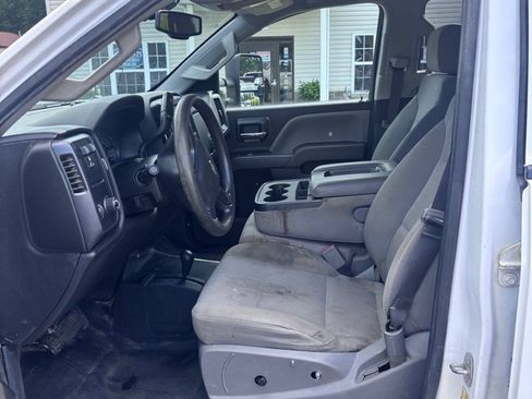 Used 2017 Chevrolet Silverado 2500 W/T w/ WT Convenience Package AWD/4WD image 10