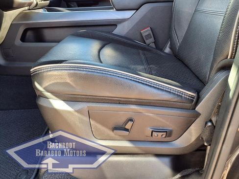 Used 2024 RAM 2500 Laramie w/ Sport Appearance Package image 12